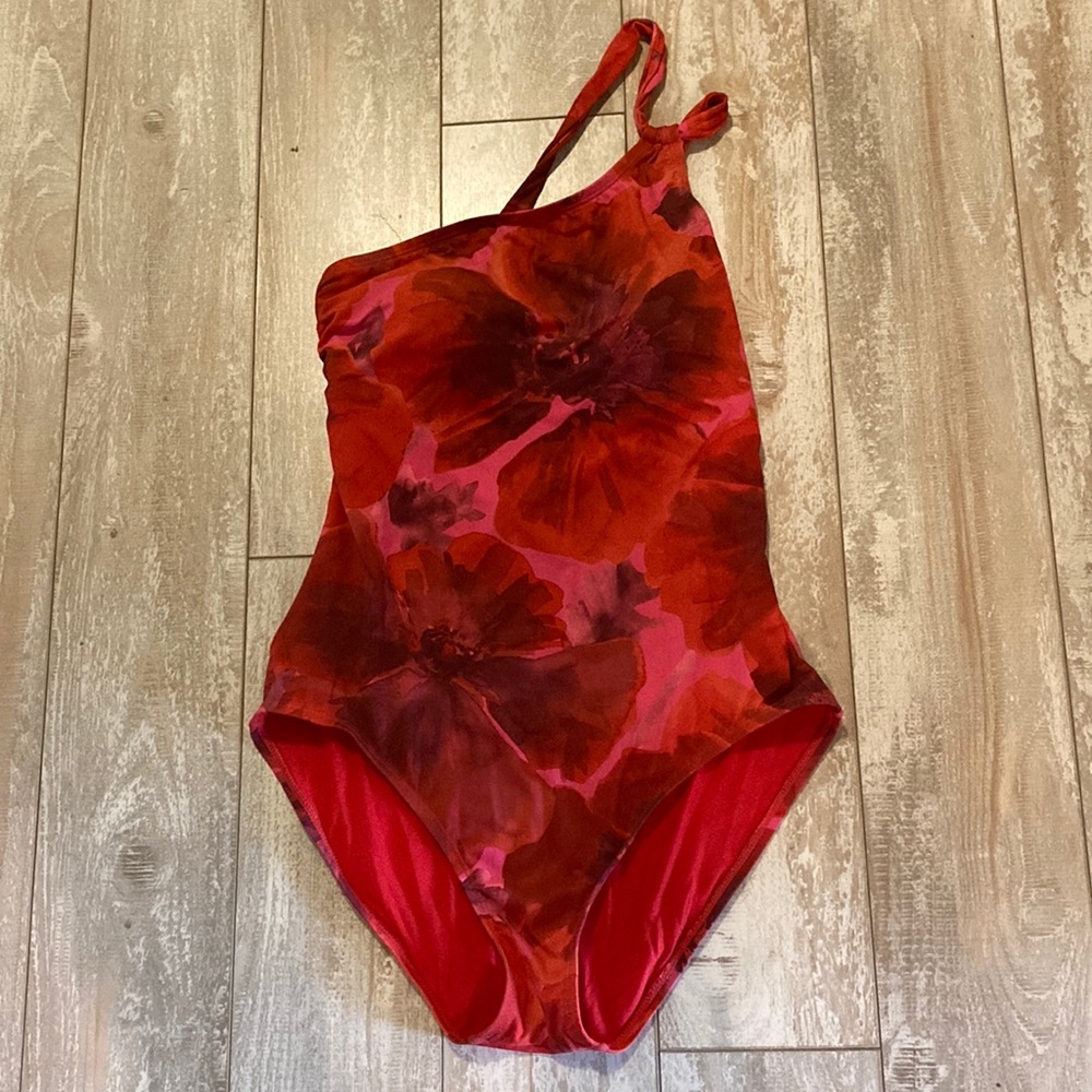 Tommy Bahama one piece sz10
